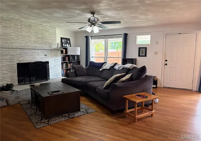 Photo 4 of Single family home for sale at 112 Kassing Ave, Fairview Heights, IL 62208 | MLS# MIS26062547 | Listing updated on 2026-10-23
