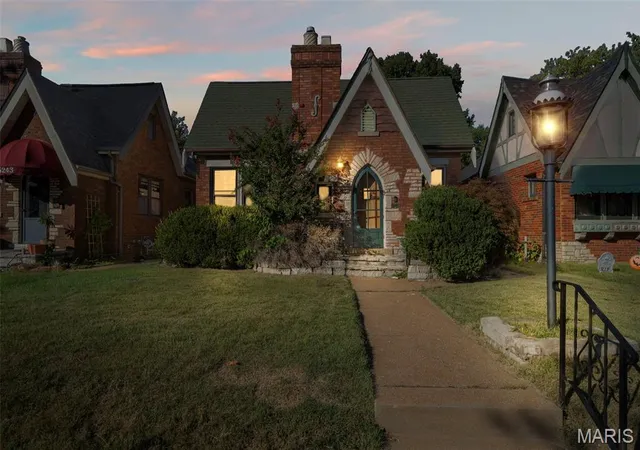 Single family home for sale at 5239 Mardel Ave, Saint Louis, MO 63109 | MLS# MIS26062558