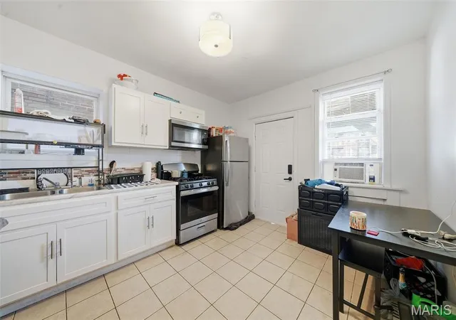Photo 2 of Multi family home for sale at 3422 S Compton Ave, Saint Louis, MO 63118 | MLS# MIS26062567 | Listing updated on 2026-10-09