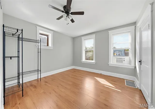Photo 4 of Multi family home for sale at 3422 S Compton Ave, Saint Louis, MO 63118 | MLS# MIS26062567 | Listing updated on 2026-10-09