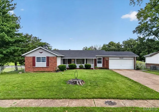 Photo 1 of Single family home for sale at 3040 Churchill Dr, Florissant, MO 63033 | MLS# MIS26062572 | Listing updated on 2026-10-05
