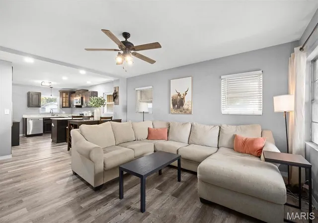 Photo 2 of Single family home for sale at 710 N Keebler Ave, Collinsville, IL 62234 | MLS# MIS26062576 | Listing updated on 2026-10-06