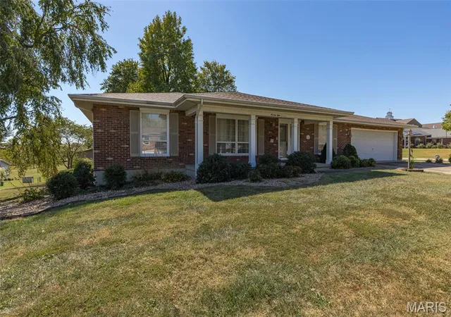 Photo 1 of Single family home for sale at 78 Oakwood Dr, Sainte Genevieve, MO 63670 | MLS# MIS26062584 | Listing updated on 2026-10-08
