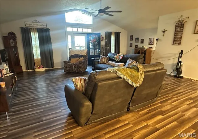 Photo 4 of Single family home for sale at 2477 State Hwy E, Scott City, MO 63780 | MLS# MIS26062589 | Listing updated on 2026-09-28