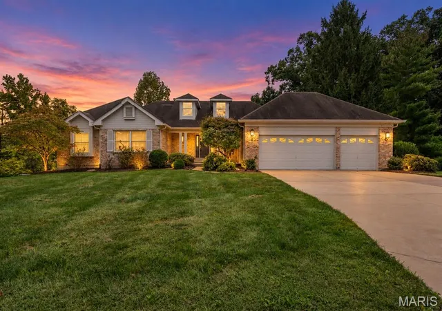 Single family home for sale at 17026 Kimwood Ct, Chesterfield, MO 63005 | MLS# MIS26062603