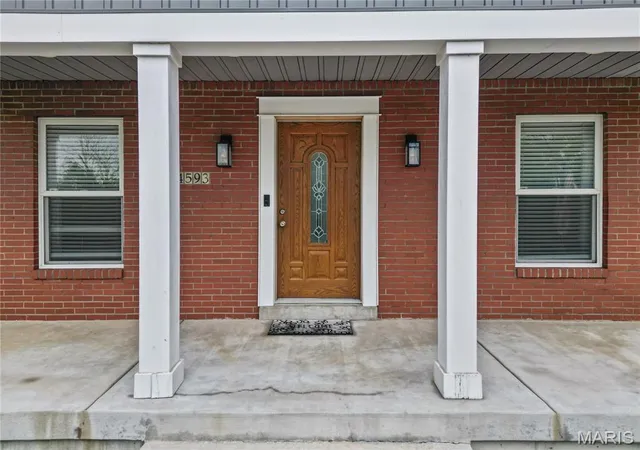Photo 4 of Single family home for sale at 4593 Old Baumgartner Rd, Saint Louis, MO 63129 | MLS# MIS26062606 | Listing updated on 2026-09-30