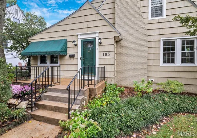 Photo 1 of Single family home for sale at 103 S Maple Ave, Saint Louis, MO 63119 | MLS# MIS26062613 | Listing updated on 2026-10-19