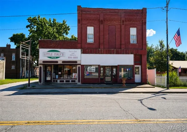 Photo 1 of Multi family home for sale at 112 W Main St #110, Mount Olive, IL 62069 | MLS# MIS26062614 | Listing updated on 2026-09-29