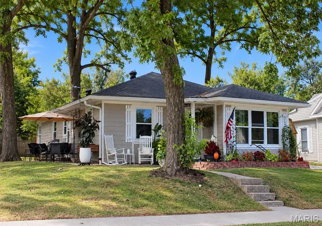 Photo 3 of Single family home for sale at 909 Grand St, Fulton, MO 65251 | MLS# MIS26062619 | Listing updated on 2026-10-09