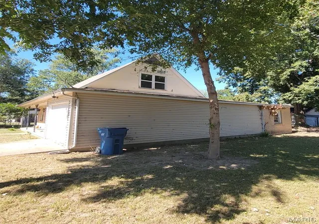 Photo 2 of Single family home for sale at 405 3rd Street, Fisk, MO 63940 | MLS# MIS26062623 | Listing updated on 2026-09-30