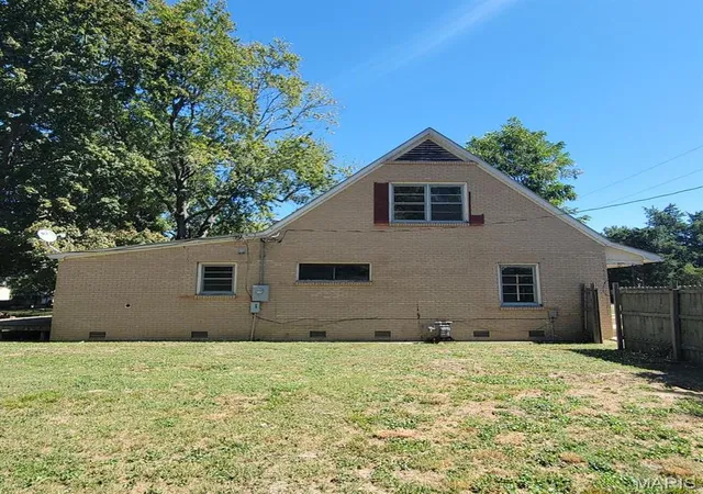 Photo 3 of Single family home for sale at 405 3rd Street, Fisk, MO 63940 | MLS# MIS26062623 | Listing updated on 2026-09-30