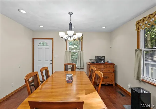Photo 3 of Single family home for sale at 1717 S 11th Street, Belleville, IL 62226 | MLS# MIS26062628 | Listing updated on 2026-10-21