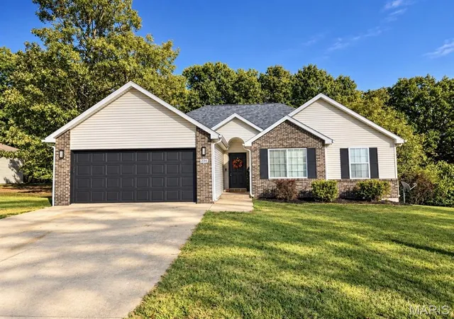 Photo 1 of Single family home for sale at 234 Settlers Pass, Waynesville, MO 65583 | MLS# MIS26062638 | Listing updated on 2026-09-29