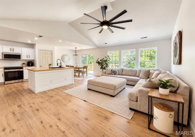 Photo 3 of Single family home for sale at 234 Settlers Pass, Waynesville, MO 65583 | MLS# MIS26062638 | Listing updated on 2026-09-29