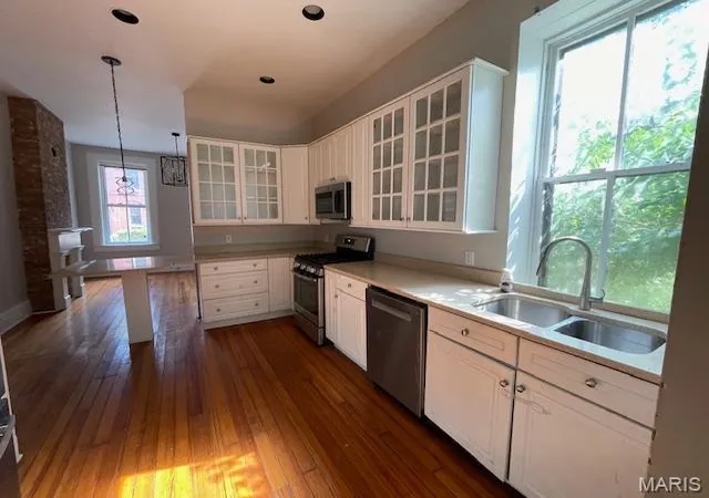 Photo 3 of Single family home for sale at 1226 Victor St, Saint Louis, MO 63104 | MLS# MIS26062641 | Listing updated on 2026-10-08