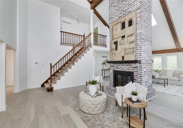 Photo 3 of Single family home for sale at 1843 Shadywood Ct, Chesterfield, MO 63017 | MLS# MIS26062645 | Listing updated on 2026-10-06