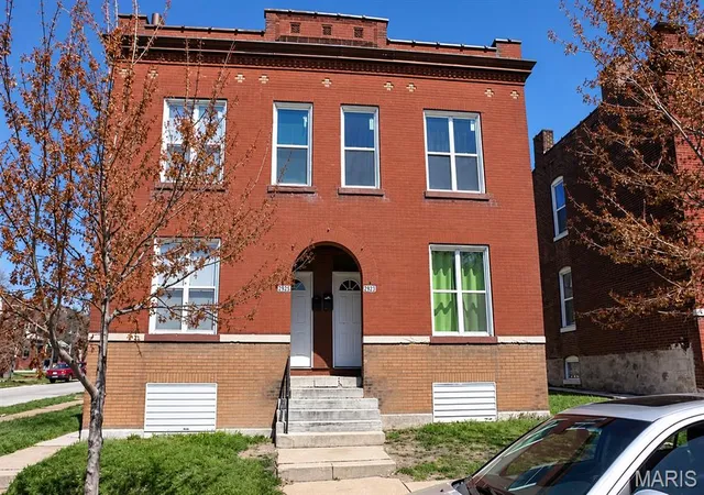 Photo 1 of Multi family home for sale at 2923 Miami St, Saint Louis, MO 63118 | MLS# MIS26062646 | Listing updated on 2026-09-29