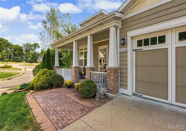 Photo 3 of Single family home for sale at 2326 Brister Hl Dr, Cape Girardeau, MO 63701 | MLS# MIS26062649 | Listing updated on 2026-10-02