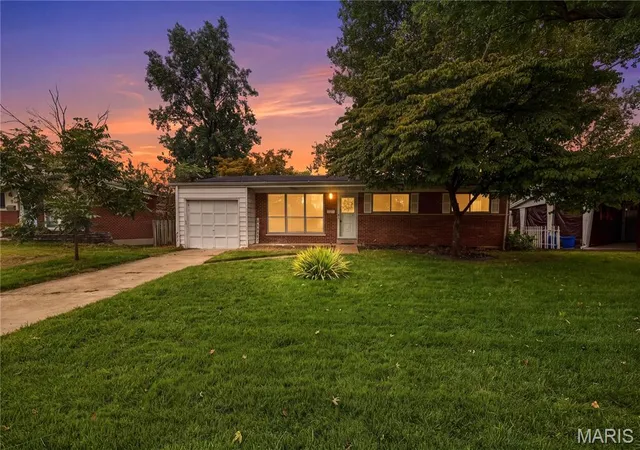 Photo 1 of Single family home for sale at 14 Tamma Ln, Hazelwood, MO 63042 | MLS# MIS26062652 | Listing updated on 2026-10-01