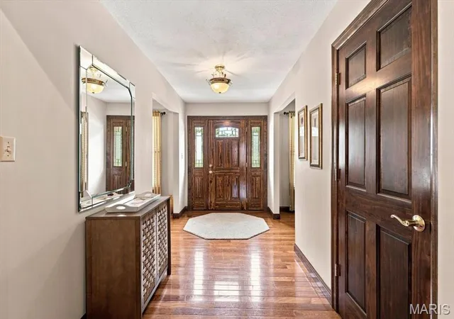 Photo 2 of Single family home for sale at 4550 Mattis Rd, Saint Louis, MO 63128 | MLS# MIS26062658 | Listing updated on 2026-10-05