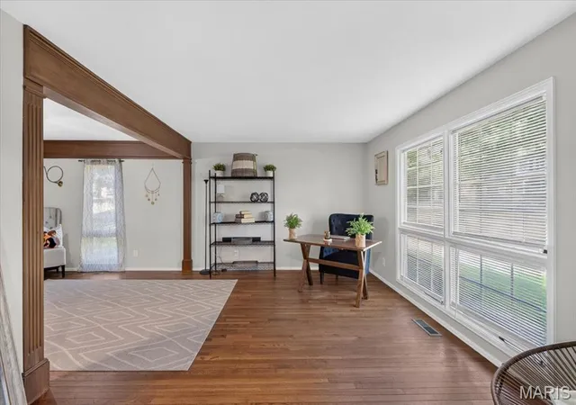 Photo 4 of Single family home for sale at 6710 Ryan Crst Dr, Florissant, MO 63033 | MLS# MIS26062663 | Listing updated on 2026-10-07