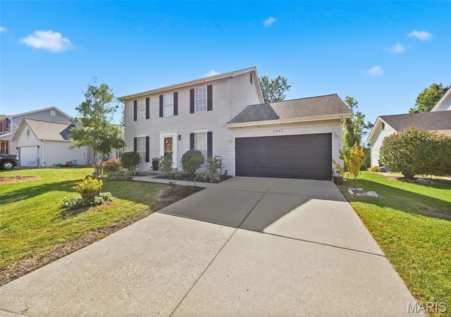Photo 1 of Single family home for sale at 5943 Pennbrooke Dr, Saint Louis, MO 63129 | MLS# MIS26062664 | Listing updated on 2026-10-27