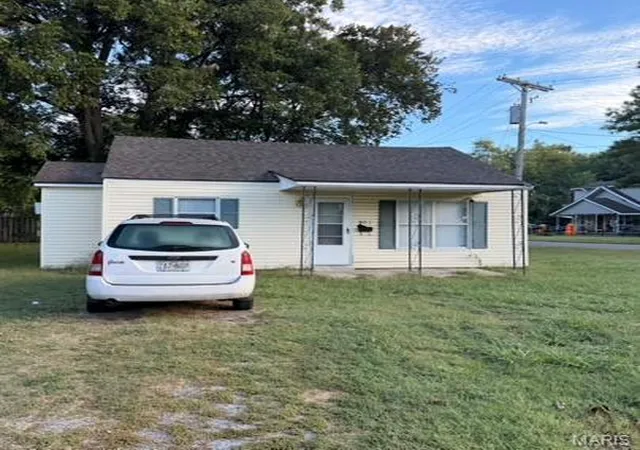 Photo 1 of Single family home for sale at 901 Mott, New Madrid, MO 63869 | MLS# MIS26062674 | Listing updated on 2026-09-29