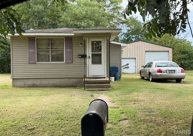 Photo 1 of Single family home for sale at 914 Mott, New Madrid, MO 63869 | MLS# MIS26062680 | Listing updated on 2026-09-29