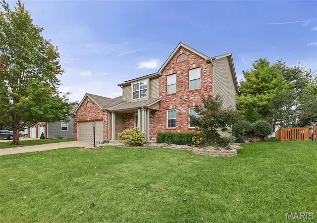Photo 1 of Single family home for sale at 2509 Hunters Ridge, Edwardsville, IL 62025 | MLS# MIS26062682 | Listing updated on 2026-10-22