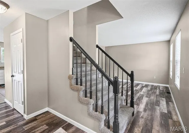 Photo 3 of Single family home for sale at 2509 Hunters Ridge, Edwardsville, IL 62025 | MLS# MIS26062682 | Listing updated on 2026-10-05