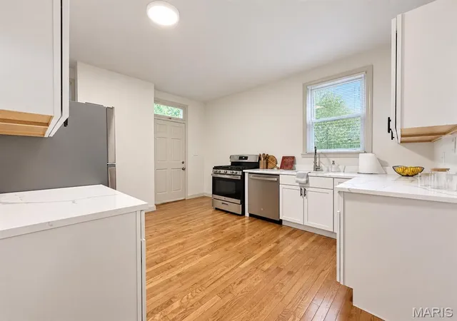 Photo 3 of Single family home for sale at 4805 Goethe Ave, Saint Louis, MO 63116 | MLS# MIS26062690 | Listing updated on 2026-09-29