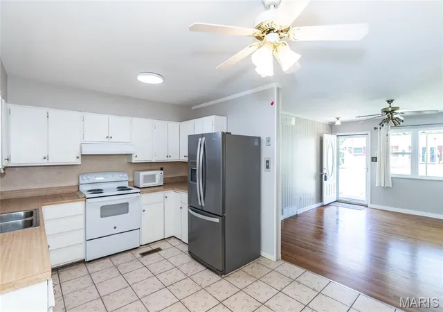 Photo 4 of Single family home for sale at 2912 Raw Wind Dr, High Ridge, MO 63049 | MLS# MIS26062699 | Listing updated on 2026-10-09