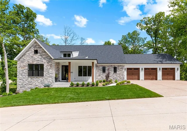 Single family home for sale at 218 Ella Rose Ln, Saint Charles, MO 63304 | MLS# MIS26062700