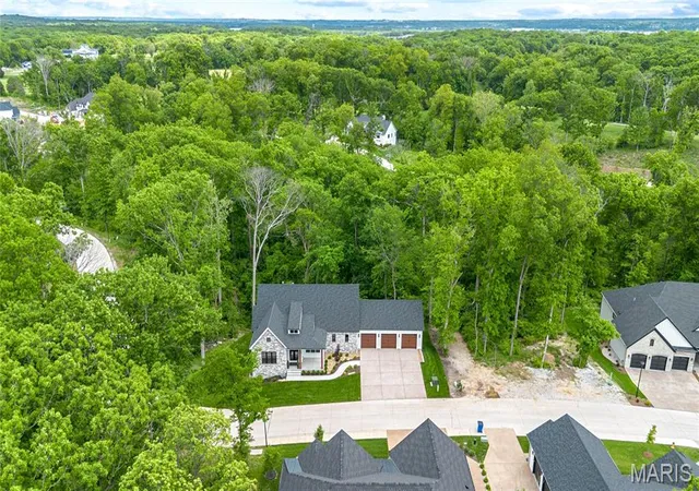 Photo 3 of Single family home for sale at 218 Ella Rose Ln, Saint Charles, MO 63304 | MLS# MIS26062700 | Listing updated on 2026-10-10