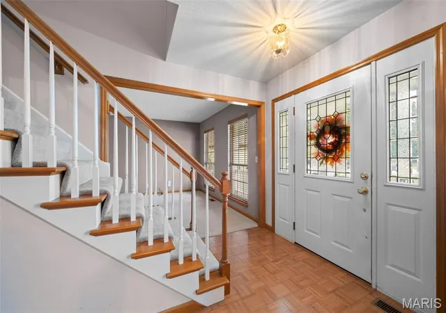 Photo 4 of Sale Pending at 2508 Dohack Ct, Arnold, MO 63010 | MLS# MIS26062702 | Listing updated on 2026-10-05