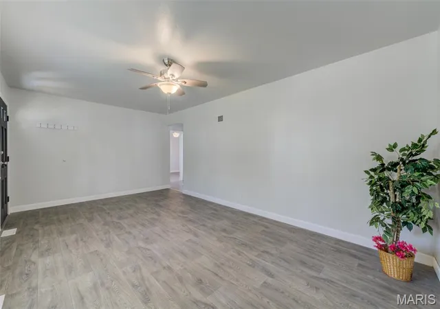 Photo 4 of Single family home for sale at 9647 Margo Ann Ln, Saint Louis, MO 63134 | MLS# MIS26062703 | Listing updated on 2026-10-02