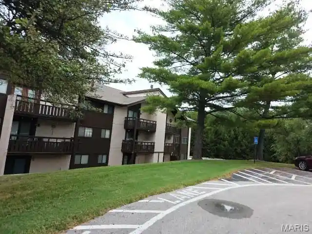 Listing Photo 16 - Condo for sale in 1400 Heritage Lndg located at 1400 Heritage Lndg, St. Charles, MO 63303 - Unit #110