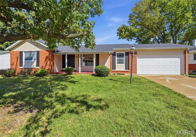 Photo 1 of Single family home for sale at 3410 Brunswick Dr, Florissant, MO 63033 | MLS# MIS26062705 | Listing updated on 2026-10-02