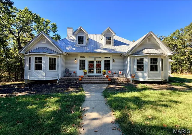 Photo 1 of Single family home for sale at 6023 Lake Point Dr, Perryville, MO 63775 | MLS# MIS26062714 | Listing updated on 2026-10-06