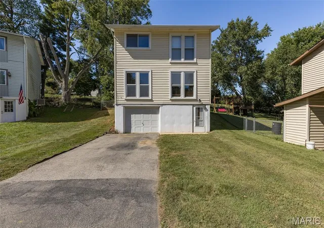 Photo 3 of Single family home for sale at 7053 Albermarle Ct, Barnhart, MO 63012 | MLS# MIS26062726 | Listing updated on 2026-10-01
