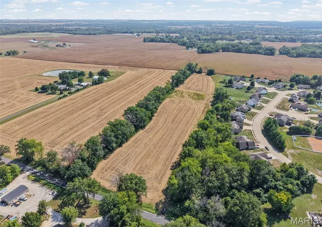 Photo 4 of Land for sale at (Undisclosed), Saint Jacob, IL 62281 | MLS# MIS26062732 | Listing updated on 2026-09-30
