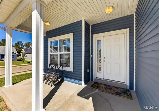 Photo 3 of Single family home for sale at 500 Arctic Wolf Dr, Imperial, MO 63052 | MLS# MIS26062733 | Listing updated on 2026-10-07