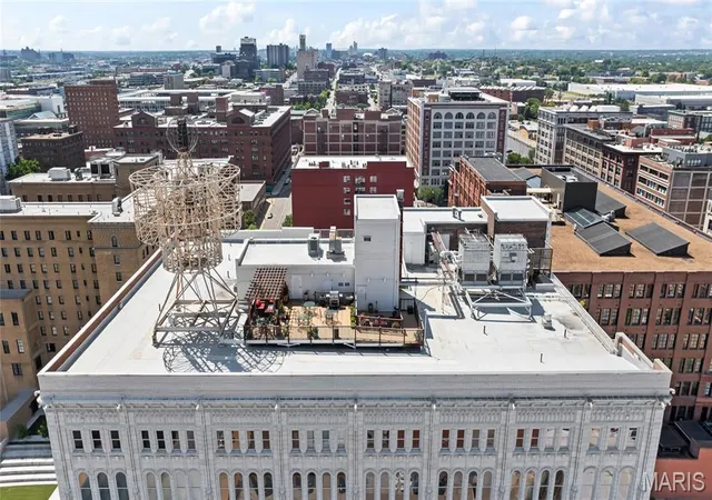 Photo 2 of Condo for sale at 1501 Locust #905, Saint Louis, MO 63103 | MLS# MIS26062751 | Listing updated on 2026-10-04