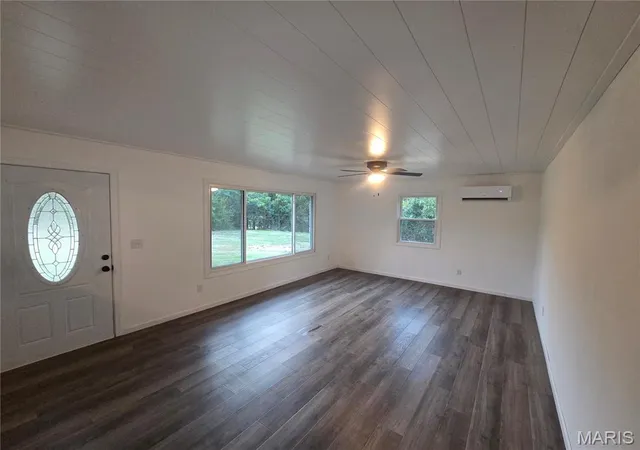 Photo 3 of Single family home for sale at 11880 Cypress Rd, Dixon, MO 65459 | MLS# MIS26062764 | Listing updated on 2026-09-29