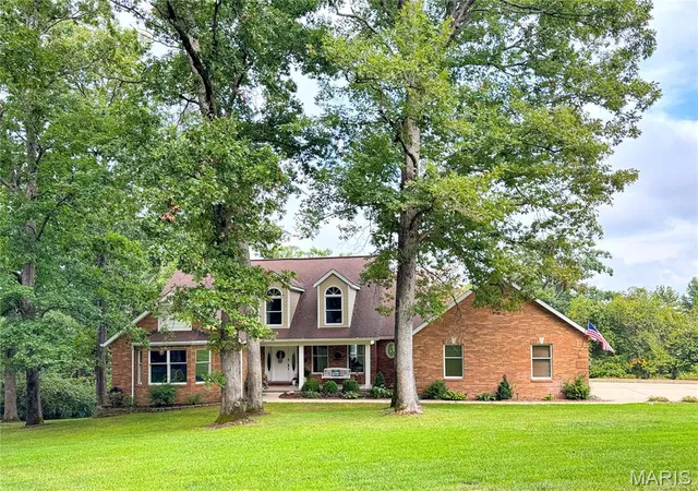 Photo 1 of Single family home for sale at 6 Forest Hills Dr, Washington, MO 63090 | MLS# MIS26062765 | Listing updated on 2026-10-01