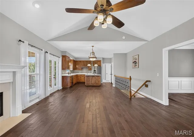 Photo 3 of Single family home for sale at 1046 Walnut Ter, Byrnes Mill, MO 63049 | MLS# MIS26062776 | Listing updated on 2026-10-14