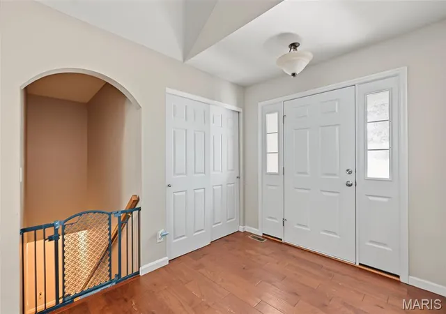 Photo 2 of Single family home for sale at 521 Sceptre Rd, Wentzville, MO 63385 | MLS# MIS26062777 | Listing updated on 2026-10-08