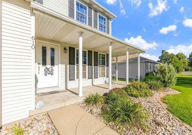 Photo 4 of Single family home for sale at 610 Marian Dr, Dupo, IL 62239 | MLS# MIS26062782 | Listing updated on 2026-10-07