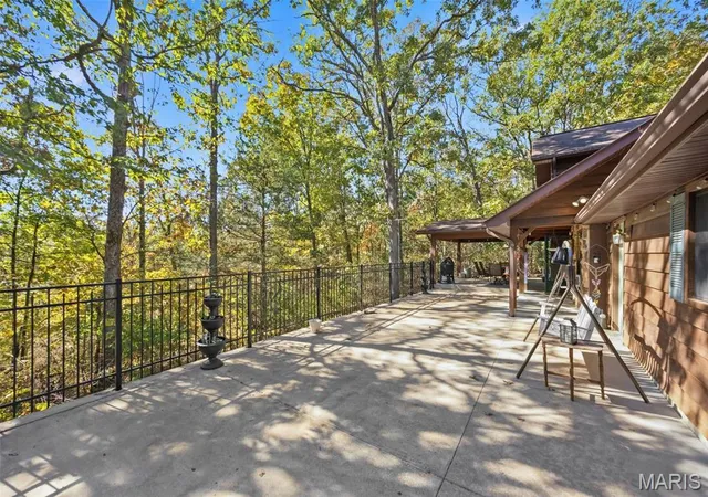 Photo 4 of Single family home for sale at 12956 Hencher Rd, De Soto, MO 63020 | MLS# MIS26062784 | Listing updated on 2026-10-09