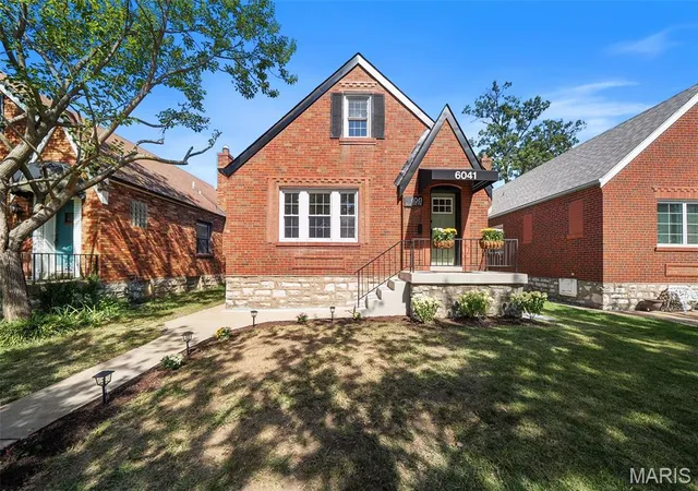 Photo 1 of Sale Pending at 6041 Tholozan Ave, Saint Louis, MO 63109 | MLS# MIS26062793 | Listing updated on 2026-10-02